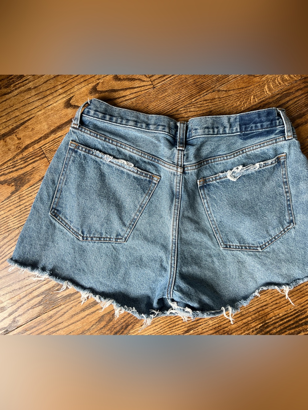 Abercrombie mid rise shorts 31